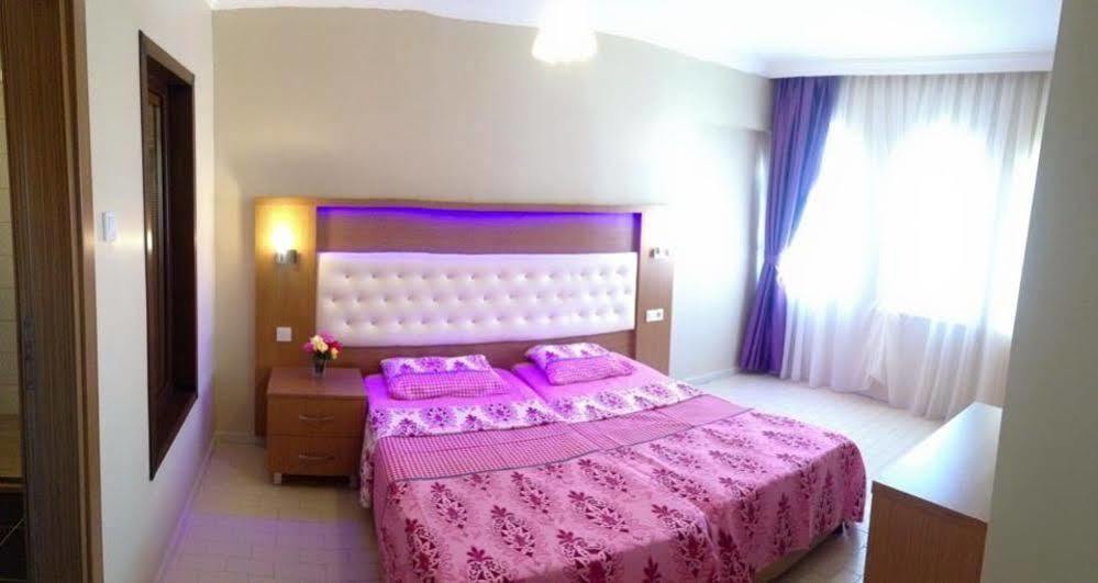 Sun Apartments Marmaris Esterno foto