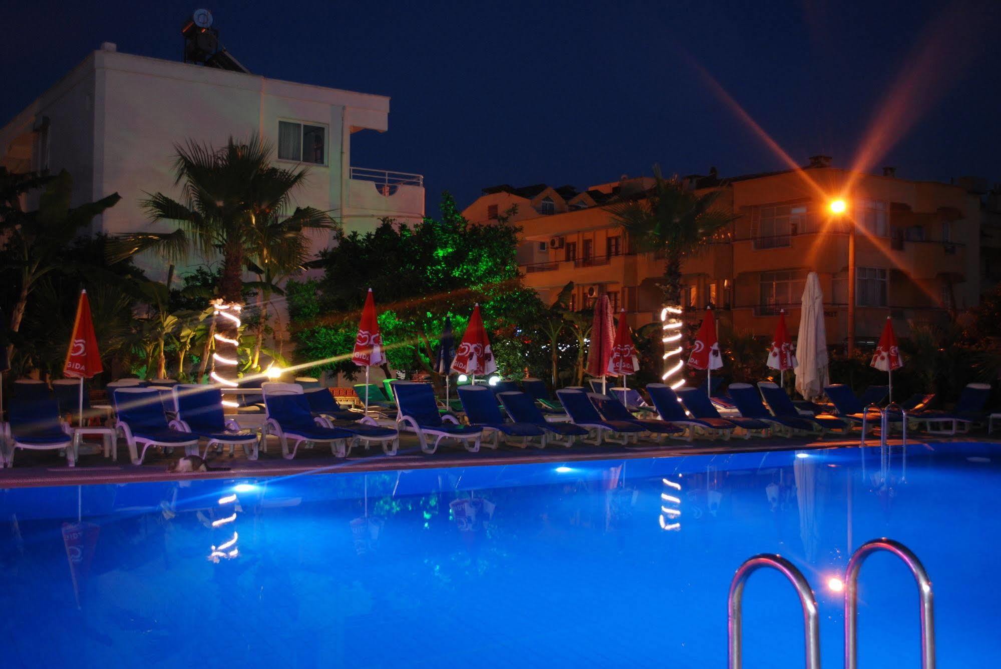 Sun Apartments Marmaris Esterno foto