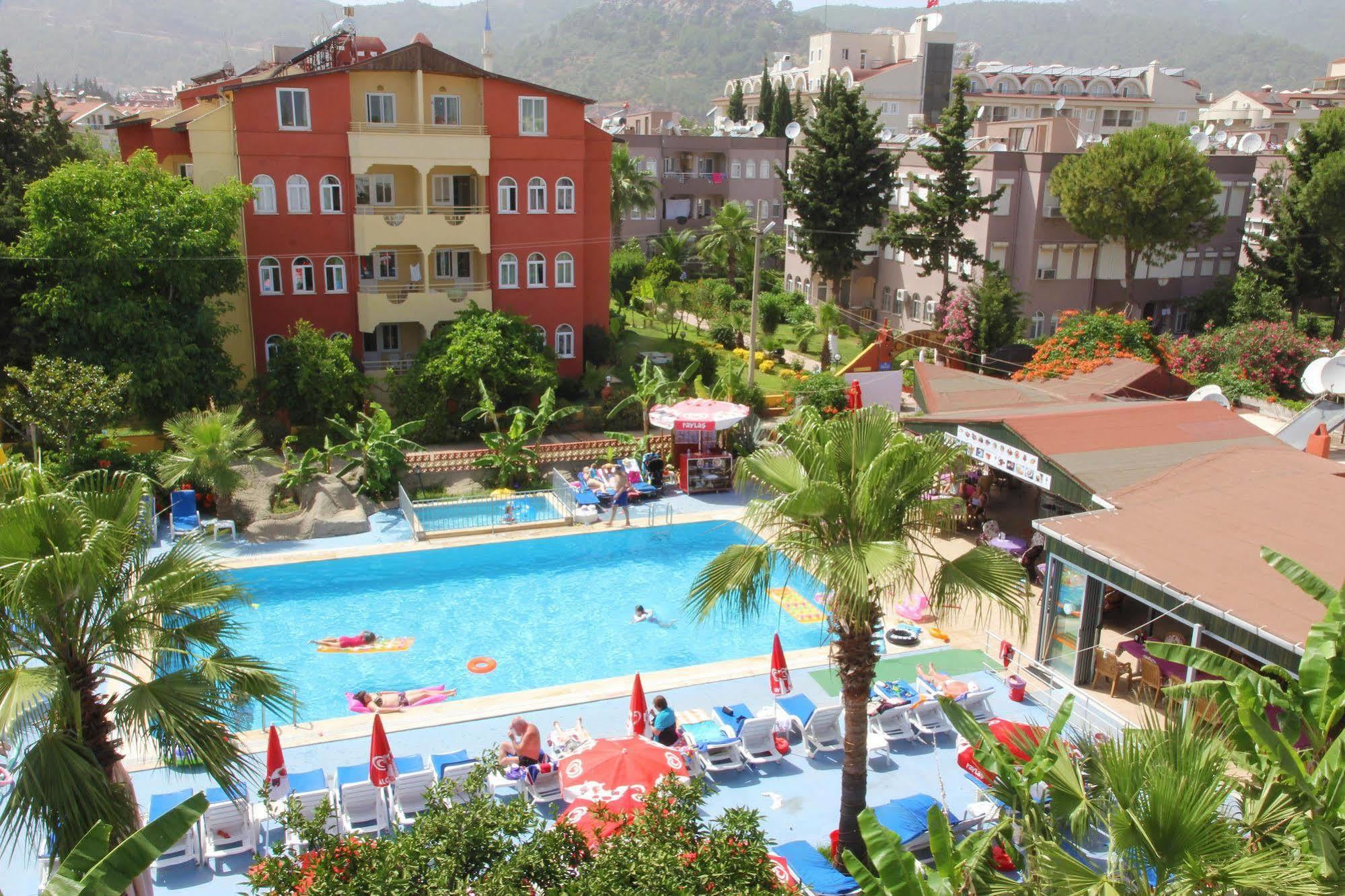 Sun Apartments Marmaris Esterno foto