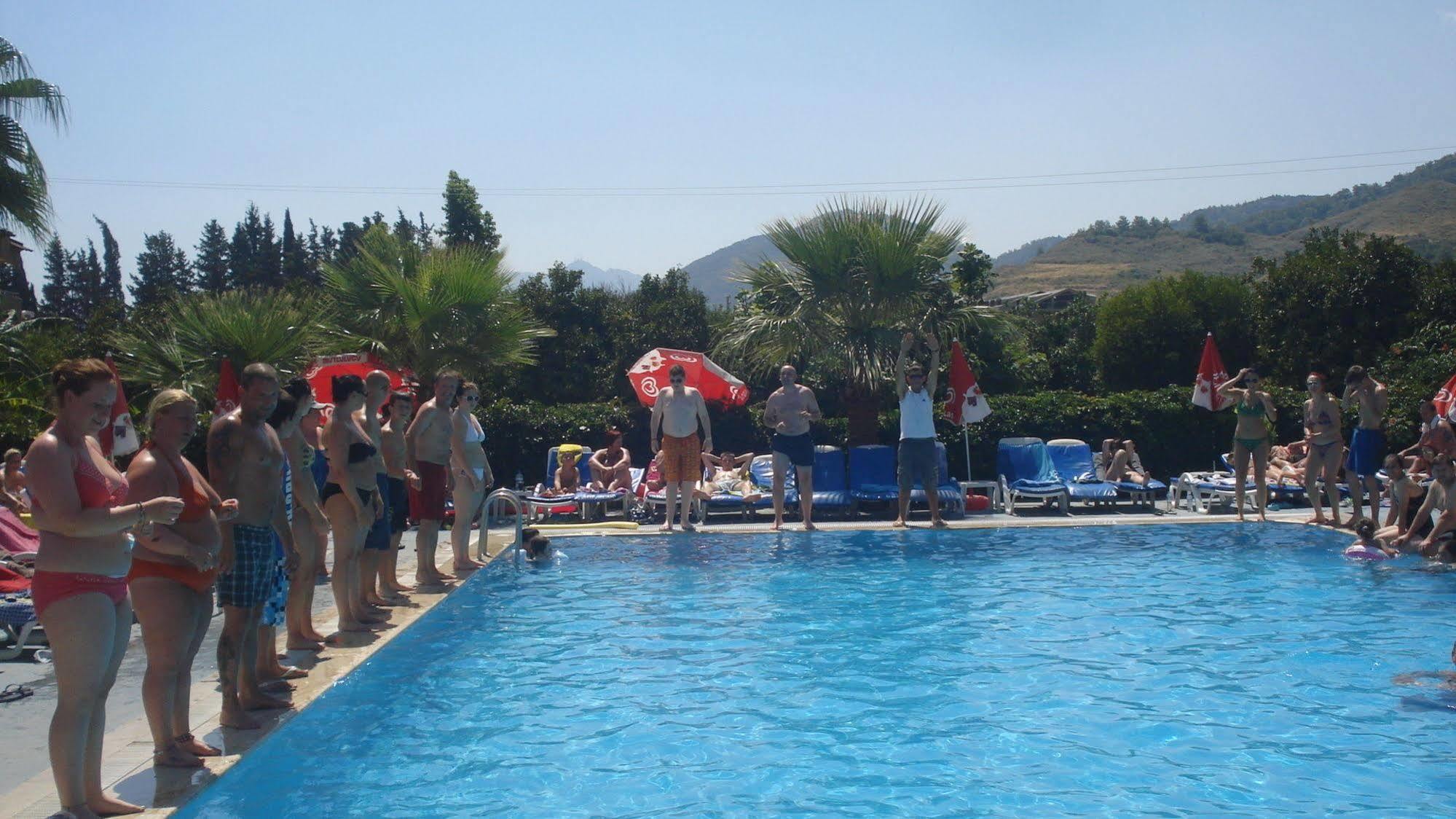 Sun Apartments Marmaris Esterno foto